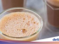 Cara Membuat Teh Tarik Simpel yang Harum Pekat Di Teh Hitam Celup