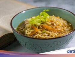 Waspada! 3 Konsumsi Ini Tidak Bagus Dimakan Bersamaan Bersama Mie Instan