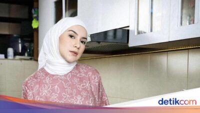 Potret Irish Bella Pada Asyik Makan BBQ hingga Masak Hingga Dapur