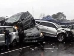 Cara Aman Berkendara Ke Jalan Basah Bersama Melihat Kebugaran Ban