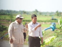 Kepala Negara Prabowo Didampingi Mentan Amran Untuk Kunjungan Perdana Ke Lahan Agrikultur Merauke