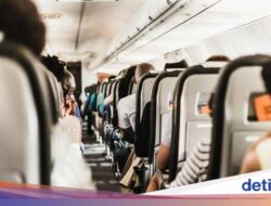 Penumpang Klaim Miras Di Penerbangan Habis Diborong, Langsung Dibantah Maskapai
