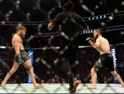 Khabib Nurmagomedov Lebih Baik daripada Conor McGregor? Simak Ulasan Lengkapnya