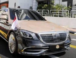 Prabowo Naik Sedan Ultramewah Pada Kunjungan Ke Malaysia