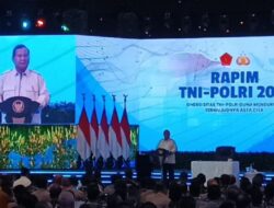 Rakyat yang Menggaji Saudara Untuk Ujung Kaki sampai Kepala