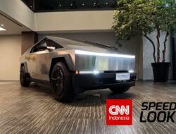 VIDEO: Kendaraan Listrik Tesla Cybertruck, Desain Futuristik, Penampilan Gahar