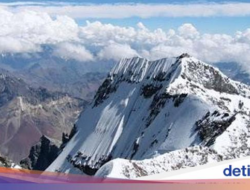 2 Pendaki Carstensz Meninggal Dunia