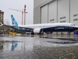 Korban Pertempuran Tarif, Pesawat Boeing Pesanan Maskapai China Putar Balik Hingga AS