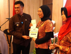 Pekerja SKT Sampoerna Terima Bantuan Pemerintah Dana Untuk Hasil CHT Rp800.000 per Orang