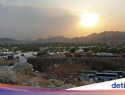 Luas Padang Arafah, Tempat Puncak Ibadah Haji Hanya Dibuka Setahun Sekali
