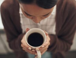 Kata Peneliti Harvard, Ini Waktu Terbaik Minum Minuman Kafein Untuk Wanita Agar Panjang Umur