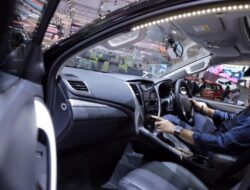 Orang Kaya Indonesia Diduga Tunda Beli Kendaraan Pribadi Terbaru
