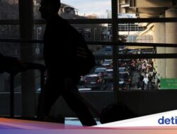 Visa AS Makin Mahal, Turis Harus Bayar ‘Uang Jaminan’ Rp 4 Juta