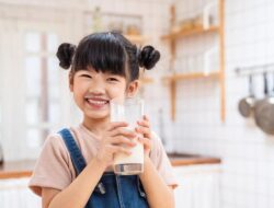 Tak Cuma Pencernaan, Probiotik Susu Morigro Bantu Jaga Mental Anak