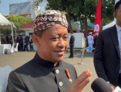 Pakai Baju Adat Solo Hingga Upacara HUT Hingga-80 RI, Bahlil Ngaku Tak Ada Hubungannya Di Jokowi