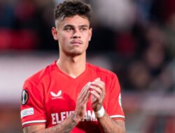 Mees Hilgers Sempat Diminati 2 Skuad Belanda Setelahnya Batal Gabung Stade Brest