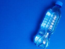 Aqua Disebut Ambil Air Di Sumur Alat, Ini Kata Ahli Geologi UGM soal ‘Akuifer Di’
