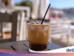 Frappe vs Freddo, Ini Perbedaan Racikan Es Minuman Kafein Khas Yunani