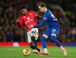 Manchester United Dihajar 10 Manajer Everton Ke Old Trafford