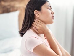 Benjolan Di Leher? Kenali Fungsi, Letak, dan Gangguan Kelenjar Getah Bening