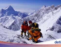 5 Hari Terjebak Salju Hingga Himalaya, 11 Turis Akhirnya Berhasil Diselamatkan