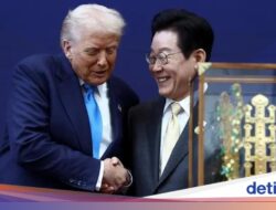 Trump Dapat Mahkota Emas Di Korea, Museum Gyeongju Langsung Diserbu