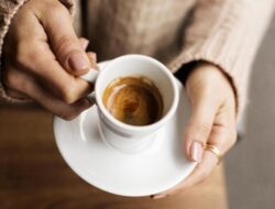 Pakar Sarankan Minum Minuman Sejam Pertama Sesudah Bangun Tidur, Ini Alasannya