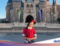 Ummi Quary Liburan Hingga Jepang, Kulineran Ke Ginza hingga Disneyland