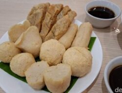 Pempek Candy: Cicip Pempek Legendaris yang Ikonik Ke Palembang