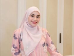 Posting Ulang Video Peristiwa Tedak Siten Anak Thariq