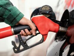 Gelombang Kelangkaan BBM Hantam Prancis, 900 SPBU Kehabisan Stok