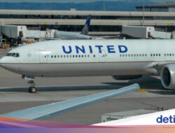 Pesawat United Airlines Diduga Tabrak Drone Ke Daerah Udara AS
