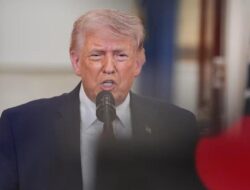 Kabar Donald Trump Dilarikan Hingga RS, Gedung Putih Angkat Bicara