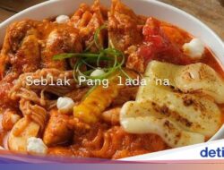 Raos Pisan! 7 Warung Seblak Prasmanan Ke Bekasi, Toppingnya Bikin Kalap