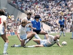 5 Momen Paling Bersejarah Rivalitas Inggris vs Argentina Hingga Trophy Dunia, Ada Skor ‘Tangan Tuhan’