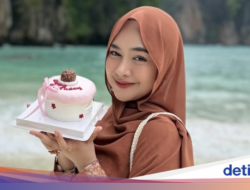 Ria Ricis Kesenangan Berbagi, Di Traktir Jajan hingga Borong Pedagang Minuman!