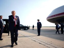 Trump Numpang Truk Katering Untuk Ganti Pesawat Di Ada Ancaman Iran