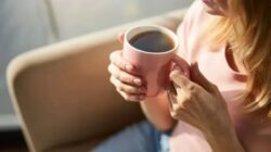 Ahli Ungkap Manfaat Minum Air Putih Sebelumnya Minuman Kafein Di Pagi Hari