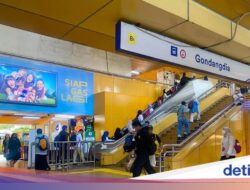 Cuma 100 Meter Bersama Stasiun Gondangdia, Ada Sop Buntut Langganan Purbaya