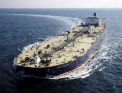 Rusia Boyong 40.000 Ton Solar Ke AS, Pengiriman Perdana Mulai Hari Ini